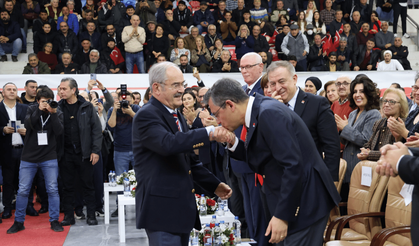 Özgür Özel: "Eskişehir'in oyunu çalıp gidenlere, Eskişehir'in geleceği emanet edilmez"