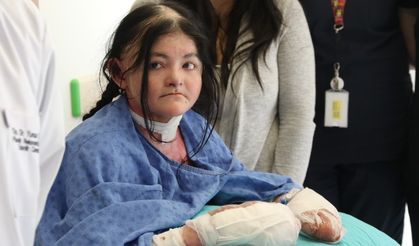 Amerika'dan gelen genç kız Eskişehir'de parmaklarına kavuştu