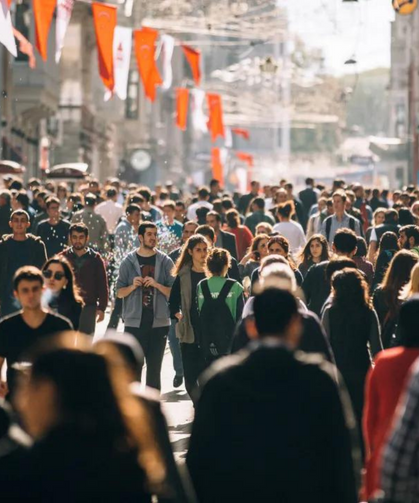 Türkiye'de genç nüfus oranı tarihin en düşük seviyesinde