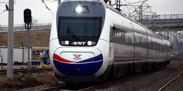 TCDD'den tren seven vatandaşlara özel duyuru!