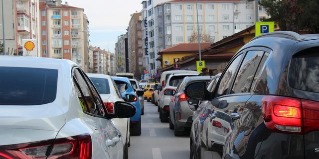 Eskişehir’de araç sayısı artarak 324 bin oldu