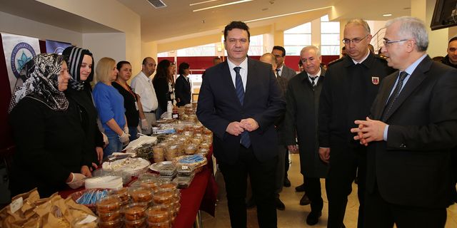 ESOGÜ'den depremzedeler yararına kermes