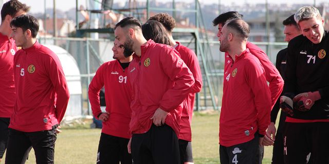 Eskişehirspor'da yüzler gülmeye başladı