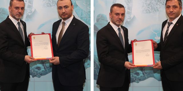 Odunpazarı’na Ümit Sezer Tepebaşı’na Emre Aydın atandı