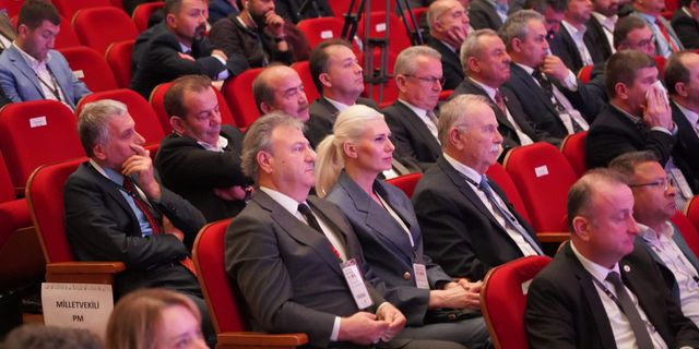 Başkan V. Subaşı İzmir İktisat Kongresi programına katıldı