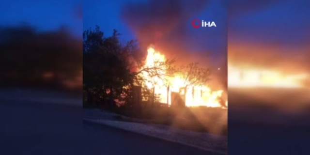 Eskişehir'de yangın 2 kişiyi komşuları kurtardı
