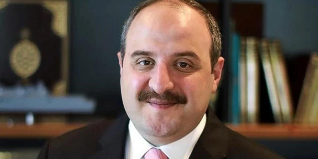 Sanayi ve Teknoloji Bakanı Mustafa Varank, havalara uçtu
