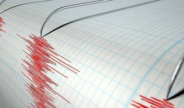 Türkiye sallanıyor! Sivas'ta deprem