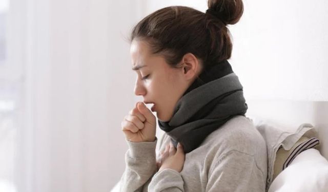 Soğuk algınlığı sanıyorsanız dikkat! Bu öksürük zatürreye işaret edebilir