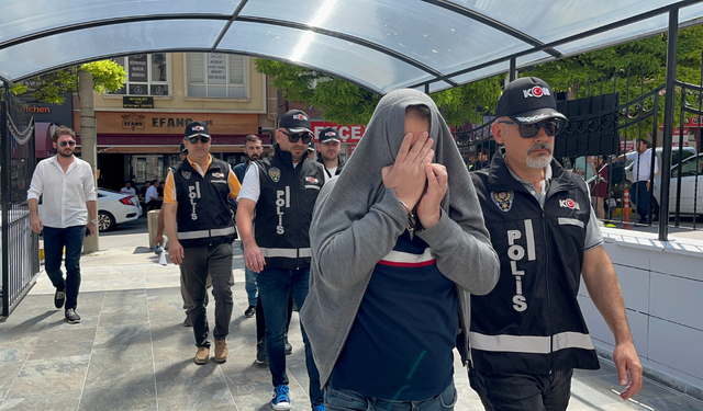 Eskişehir'de dolandırıcılık operasyonu: Polisim yalanıyla 670 bin TL çaldılar