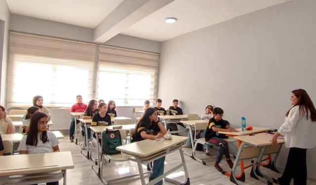 Emirdağ Belediye Başkanı Koyuncu’dan eğitime tam destek