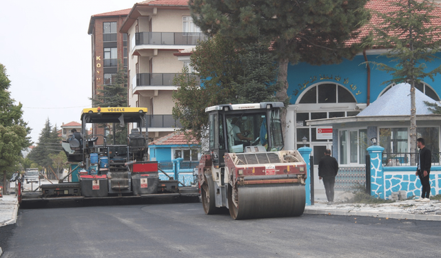 Emirdağ'da asfalt seferberliği başladı