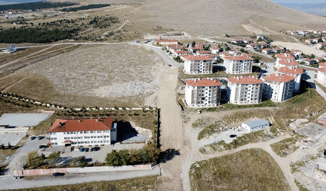 Emirdağ'da yeni yollar açılıyor