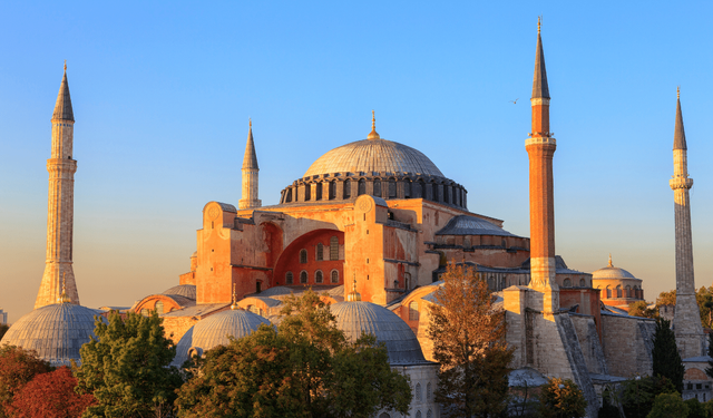 Ayasofya Camii turistlere ücretli olacak