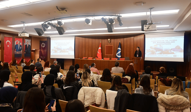 Anadolu Üniversitesi'nde Dil Bozuklukları Sempozyumu başladı