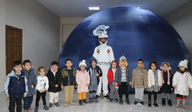 Eskişehir Çifteler'de uzay çadırı