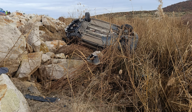 Eskişehir plakalı araç takla attı: 3 yaralı