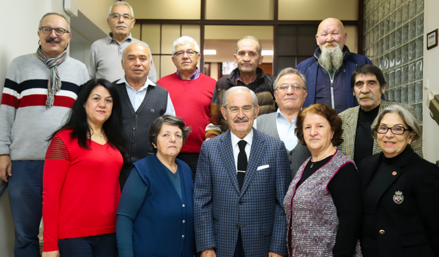 Tüm emeklilerin sendikası, Yılmaz Büyükerşen'i ziyaret etti