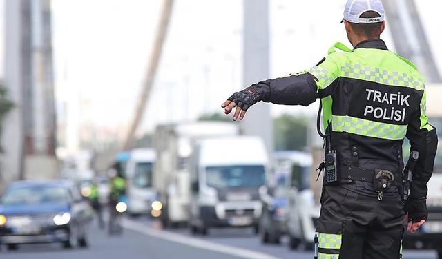 Bakanlık duyurdu: Artık bu araçlar trafiğe çıkamayacak