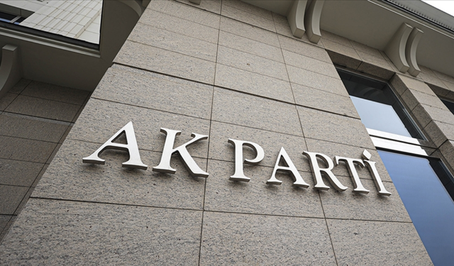 AK Parti'de 7 il başkanı değişti: İşte yeni isimler