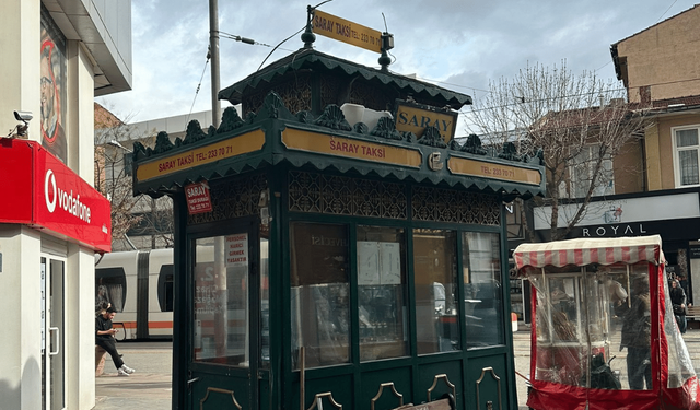 Saray Taksi şoförleri kulübenin büyütülmesini istiyor