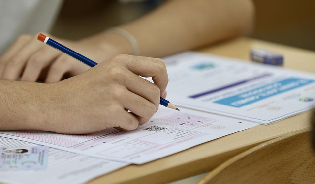 Anadolu Üniversitesi'nden KPSS adaylarına başarılar mesajı