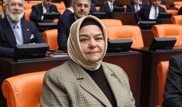 Ayşen Gürcan'dan Aşure Günü mesajı