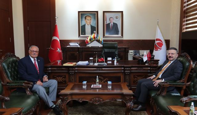 Türk Amerikan Dernekleri Federasyonu eski başkanından Vali Aksoy'a ziyaret
