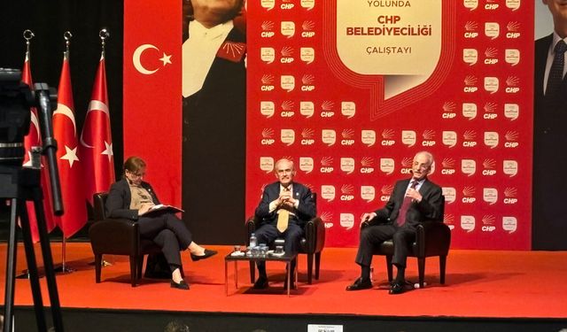 Büyükerşen, CHP Belediyeciliği Çalıştayı'nda konuştu