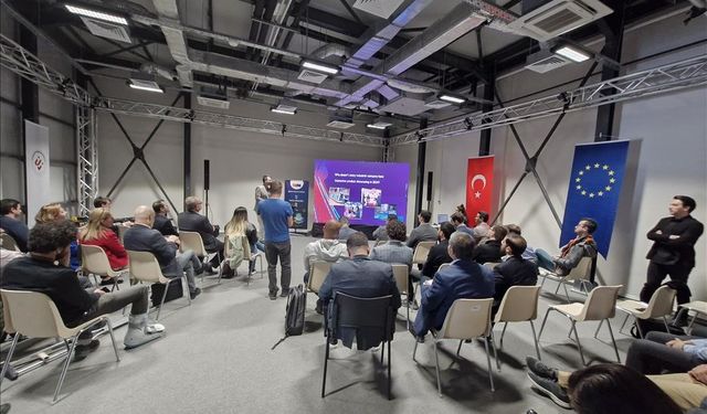 ESTÜ Prototip Merkezi'nde StartEs Demo Day heyecanı