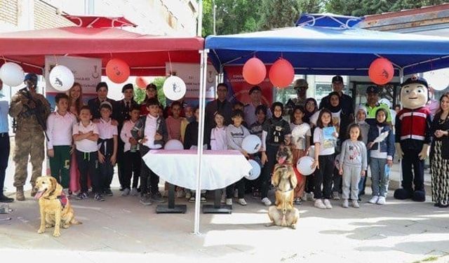 Jandarma çocuklar için Anadolu Öğrenci Şenliği düzenlendi