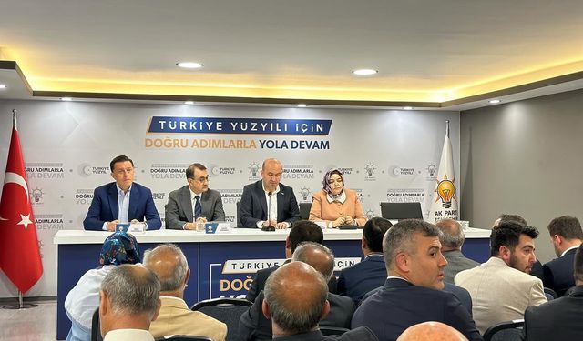 Ayşen Gürcan Cumhur İttifakı belediye meclis üyeleriyle bir araya geldi