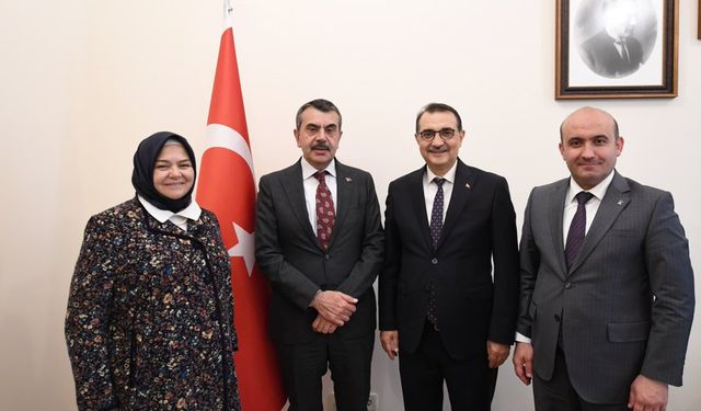 Ayşen Gürcan, Milli Eğitim Bakanımız Yusuf Tekin’i ziyaret etti