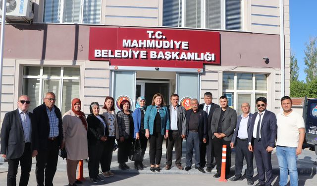 Başkan Konakcı'dan Mahmudiye Belediye Başkanına ziyaret
