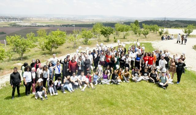 Eskişehir Gençlik ve Spor İl Müdürlüğü, Gençlik Haftası'nda gençleri doğa yürüyüşünde buluşturdu