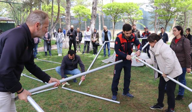 Eskişehir'de afet farkındalık ve çadır kurma eğitimi verildi