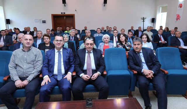 'Etik Davranış İlkeleri' konulu konferans gerçekleştirildi