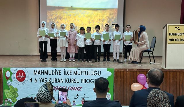 Kuran kursları yıl sonu kapanış programı düzenlendi