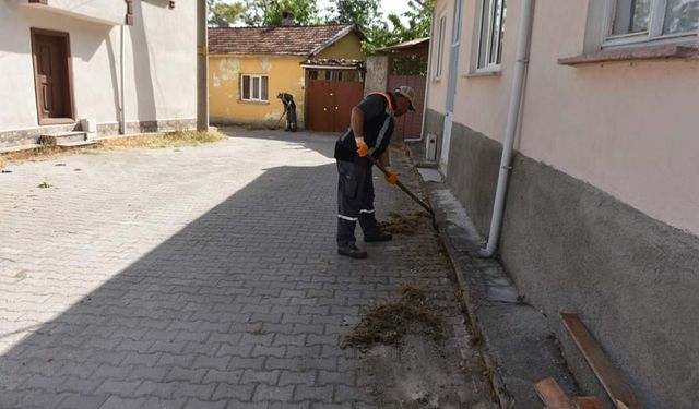 İnönü Belediyesi'nde temizlik çalışmaları sürdürülüyor