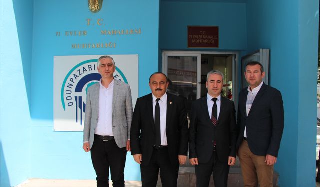 İŞKUR'dan 71 Evler Mahallesi Muhtarı Emir Dişbudak’a ziyaret