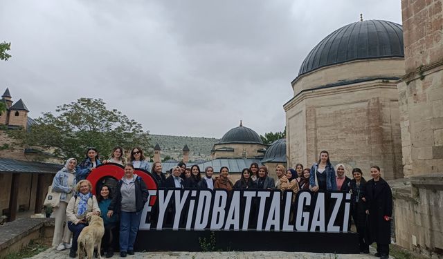 Öğrenciler Seyit Battalgazi Türbesi'ni gezdiler