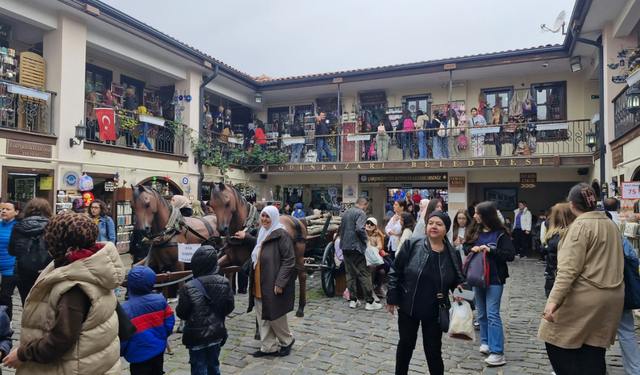 Tarihi Odunpazarı bölgesinde hafta sonu yoğunluğu