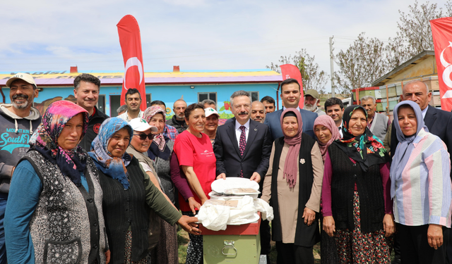 Han İlçesi'nde arıcılığı destekleyen projeler hız kesmeden devam ediyor