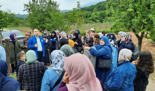 Eskişehirli kadın çiftçileri Kestel'de ağırlandı