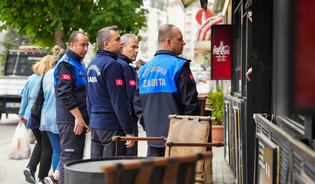 Eskişehir'de kaldırım işgaline sebebiyet veren işletmelere sıkı denetim