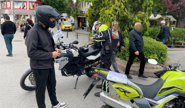 Eskişehir'de trafiğe kapalı bölgelerde motosiklet kullananlara yönelik sıkı denetim