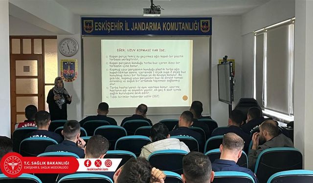 İl Jandarma Komutanlığı personellerine 16 saatlik temel ilk yardım eğitimi verildi