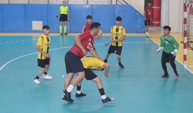 Futsalda ödül günü