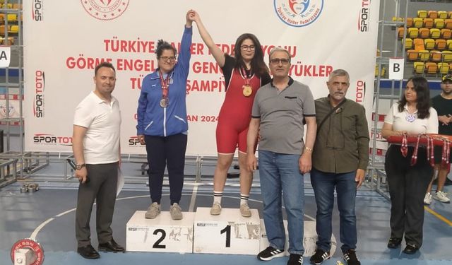 Eskişehirli görme engelli sporcu Türkiye şampiyonu oldu