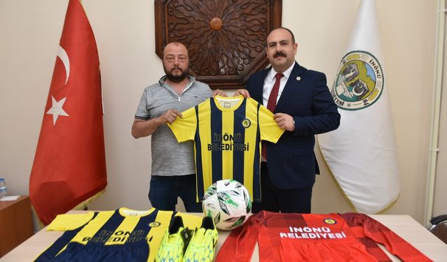 İnönü Belediyesi amatör spor kulüplerine desteğe devam ediyor